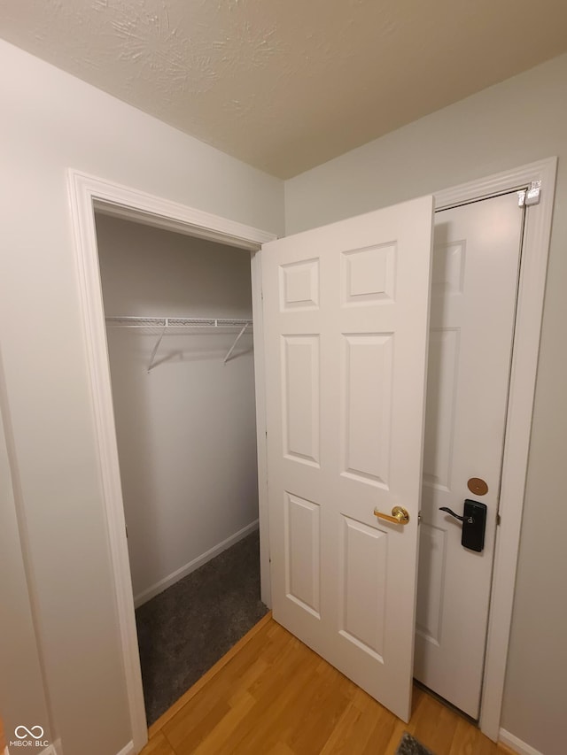 6525 Emerald Hill Ct Unit 208, Indianapolis, IN 46237 - view of closet