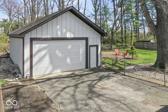 10129 Guilford Ave, Carmel, IN 46280 - detached garage featuring fence