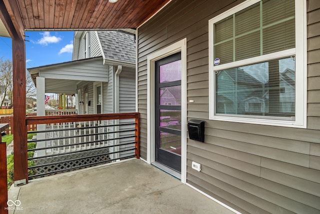 view of patio / terrace featuring covered porch