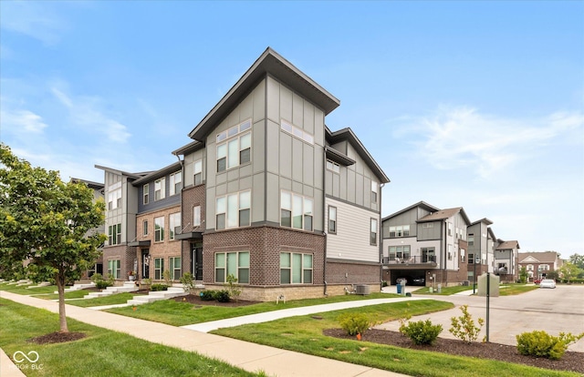 13423 E 134th St, Fishers, IN 46037 - view of property with a residential view