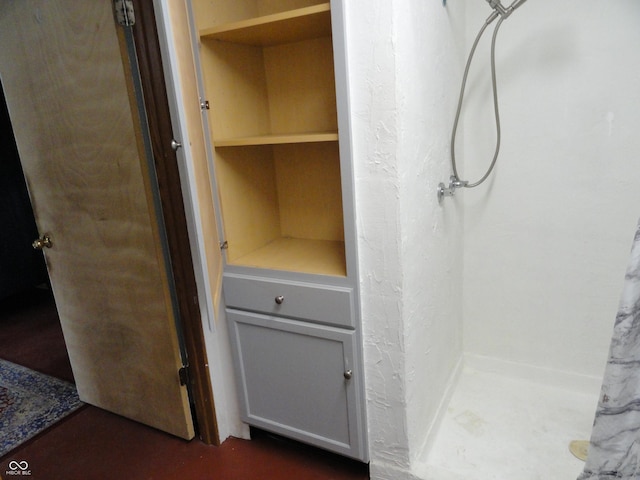 1722 N Parker Ave, Indianapolis, IN 46218 - bathroom with a shower stall