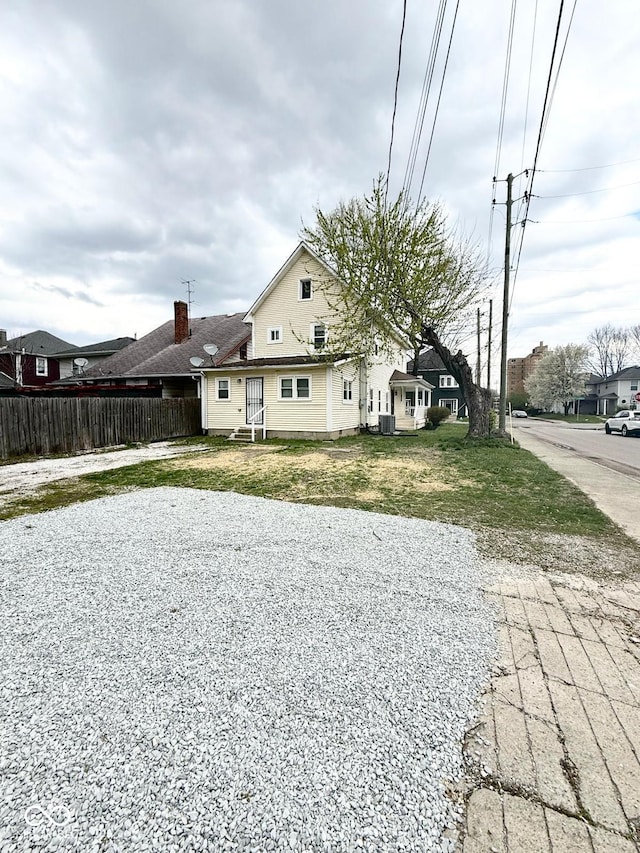 3502 N Illinois St, Indianapolis, IN 46208 - view of front of home with fence and a front lawn