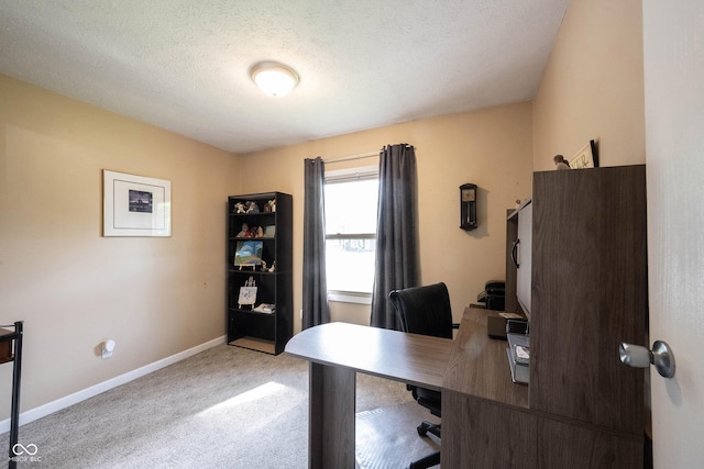 30 Sleepy Hollow Ct, Westfield, IN 46074 - carpeted office with baseboards
