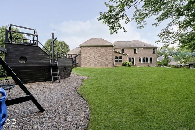 1060 Cape Coral Dr, Cicero, IN 46034 - view of yard