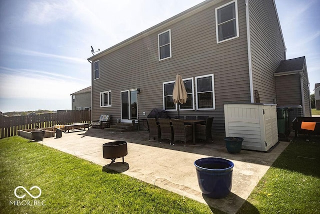 3896 Woods Bay Ln, Plainfield, IN 46168 - back of house featuring a patio, fence, a yard, and entry steps