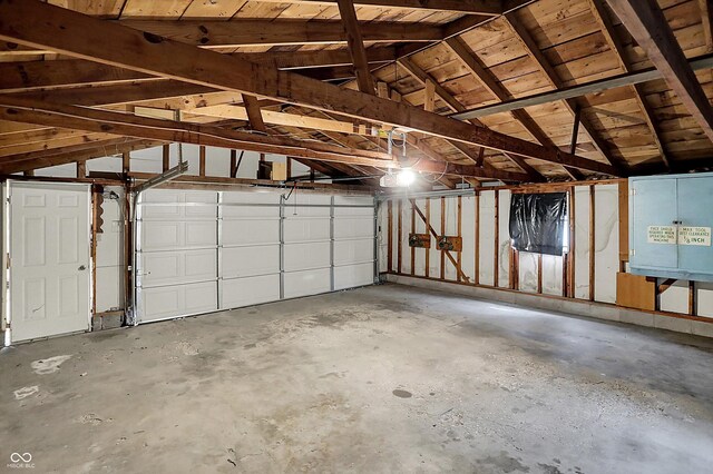 1194 S Faculty Dr, Indianapolis, IN 46241 - view of garage