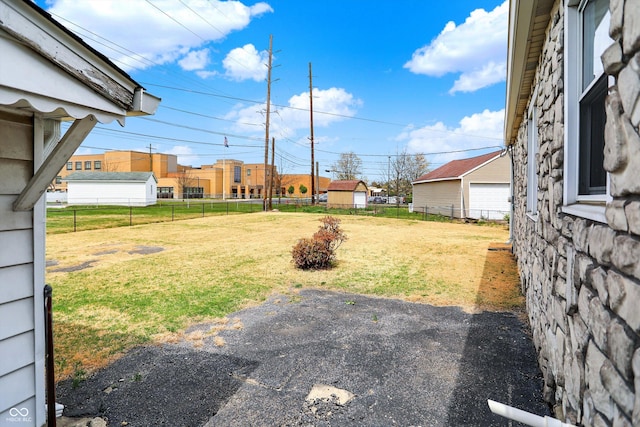 1194 S Faculty Dr, Indianapolis, IN 46241 - view of yard featuring fence