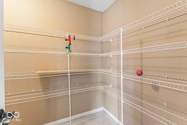 5817 Thompson Park Blvd, Indianapolis, IN 46237 - view of pantry