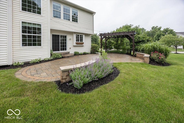 11648 Stickney Ct, Fishers, IN 46037 - view of grassy yard with a patio and a pergola