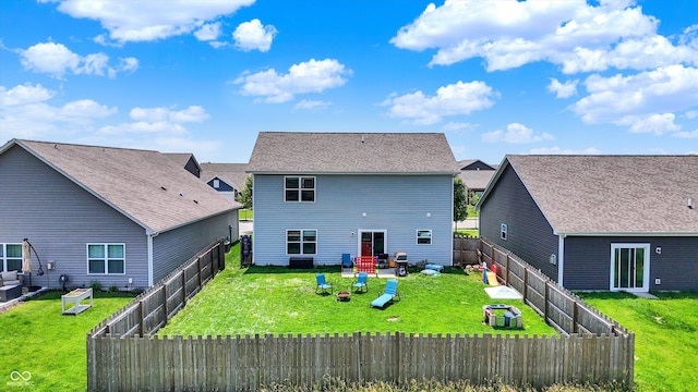 950 Redwood Dr, Franklin, IN 46131 - rear view of house featuring a fenced backyard