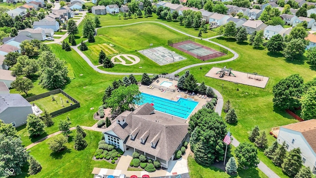 950 Redwood Dr, Franklin, IN 46131 - aerial view of residential area with a pool