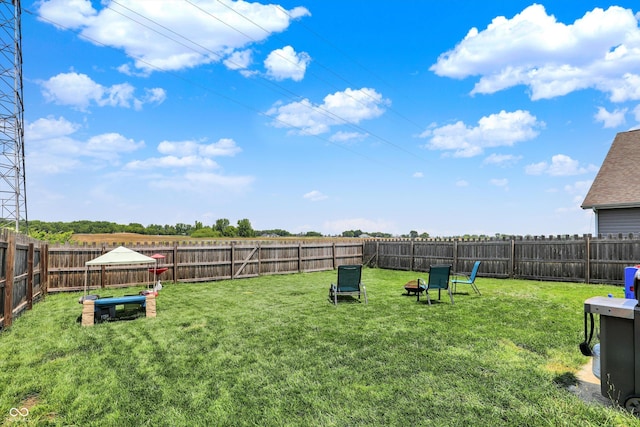 950 Redwood Dr, Franklin, IN 46131 - view of fenced backyard