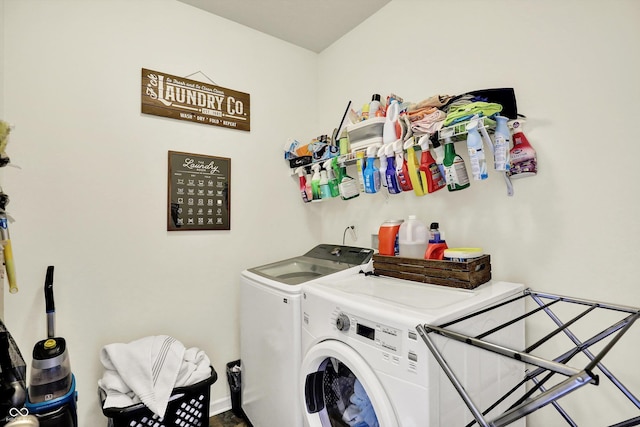 950 Redwood Dr, Franklin, IN 46131 - laundry room with washing machine and clothes dryer and baseboards