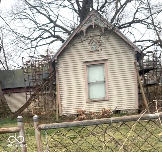 324 E Burgess Ave, Indianapolis, IN 46219 - photo 8