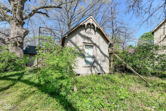 324 E Burgess Ave, Indianapolis, IN 46219 - photo 13