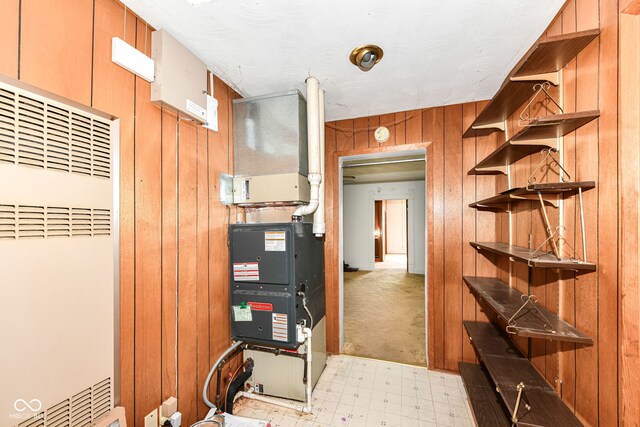 2001 S I St, Elwood, IN 46036 - utilities with a heating unit