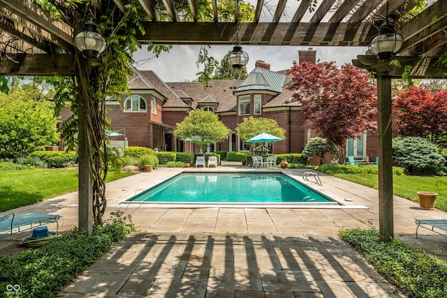 290 Breakwater Dr, Fishers, IN 46037 - outdoor pool featuring a patio area