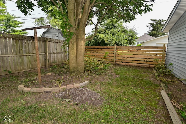 711 E Yoke St, Indianapolis, IN 46203 - photo 46
