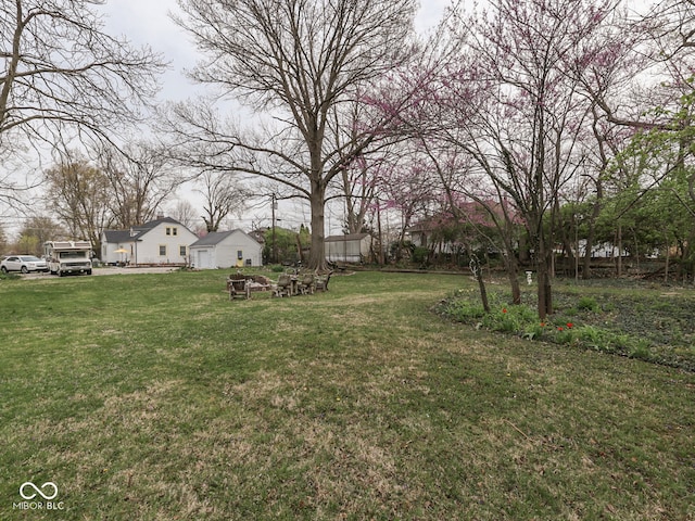 57 Worman St, Indianapolis, IN 46227 - view of yard