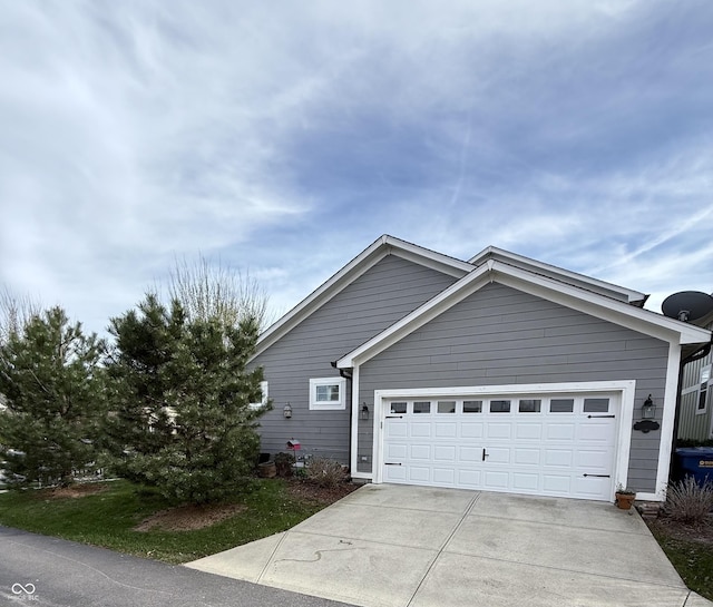 7638 Beekman Ter, Zionsville, IN 46077 - view of front of house with driveway