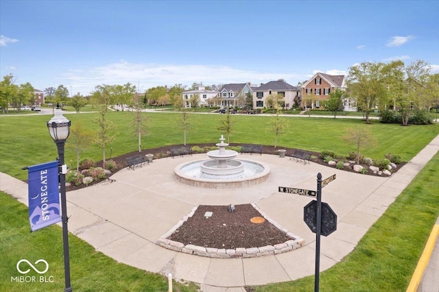 7638 Beekman Ter, Zionsville, IN 46077 - view of patio / terrace with a residential view