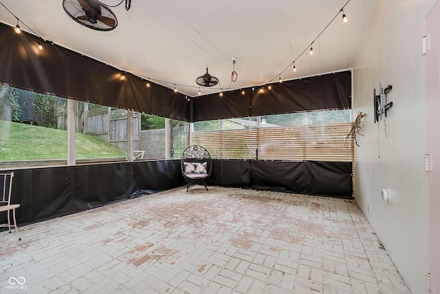 701 Hawthorn Rd, New Castle, IN 47362 - view of sunroom / solarium