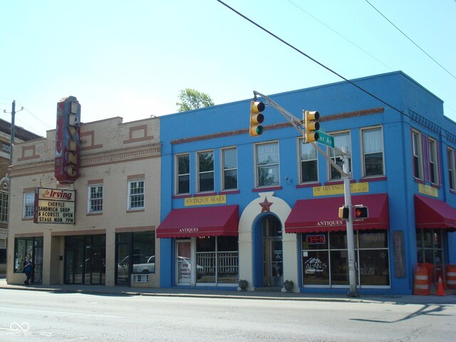 view of building exterior