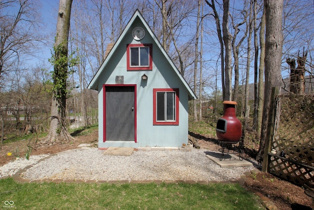 view of outdoor structure with an outdoor structure