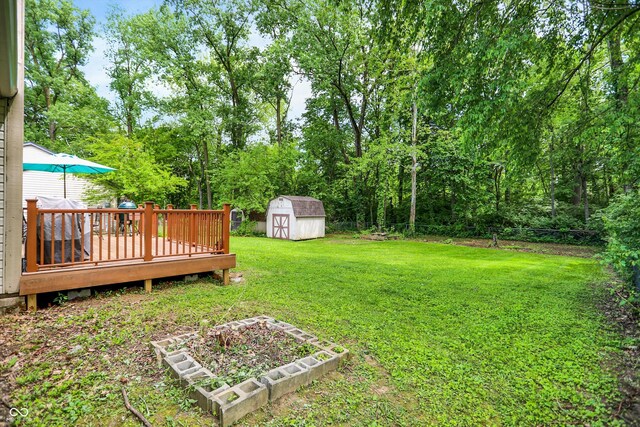 1697 Stacy Lynn Dr, Indianapolis, IN 46231 - view of yard with a deck