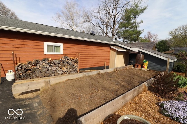 view of home's exterior