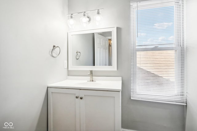 2114 N Dexter St, Indianapolis, IN 46202 - bathroom featuring vanity