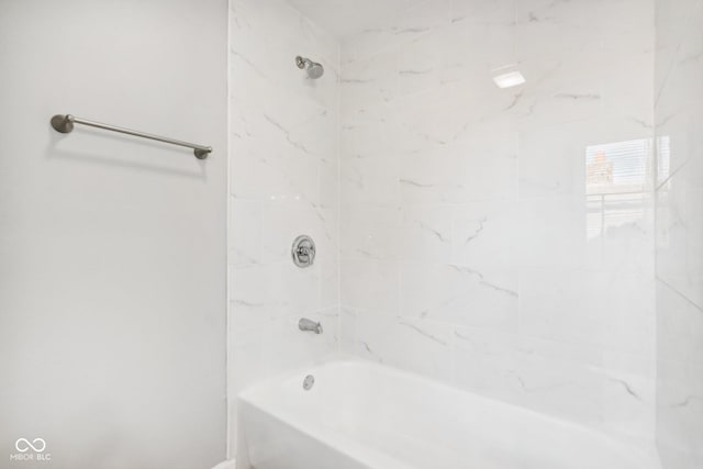 2114 N Dexter St, Indianapolis, IN 46202 - bathroom with shower / washtub combination
