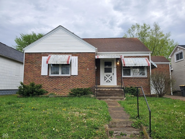 819 S Lynn St, Seymour, IN 47274 - photo 1