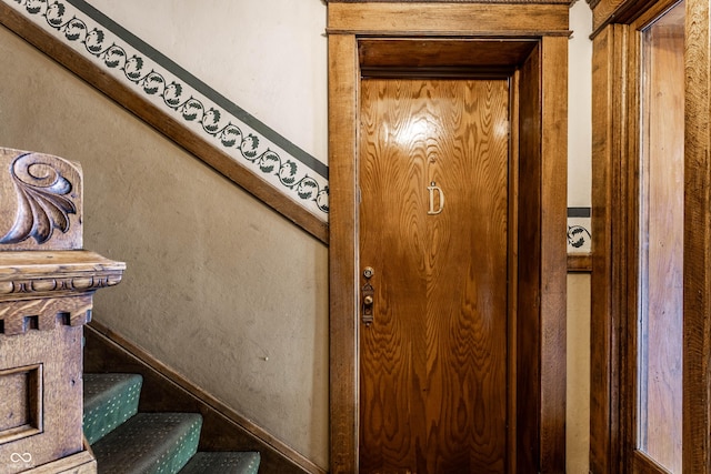 801 N Pennsylvania St Apt D, Indianapolis, IN 46204 - view of staircase