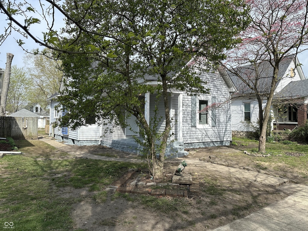 1619 S 10th St, Terre Haute, IN 47802 - view of front of home