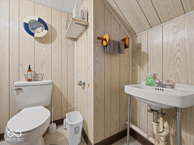 315 E N St, Greensburg, IN 47240 - bathroom featuring wooden walls