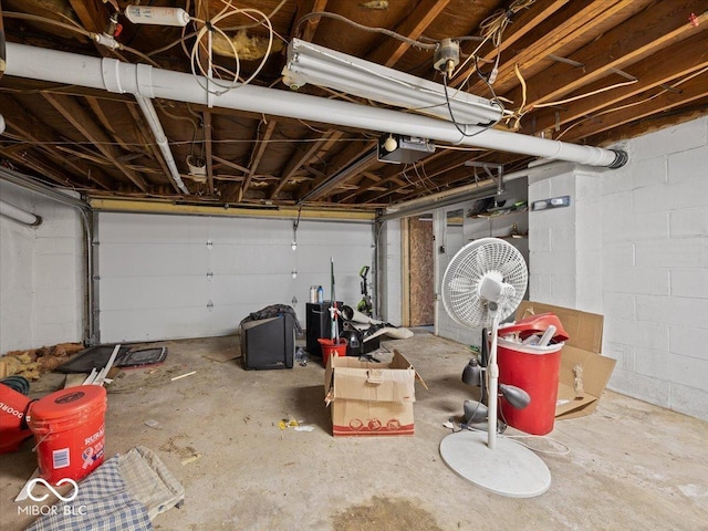 315 E N St, Greensburg, IN 47240 - garage with a garage door opener