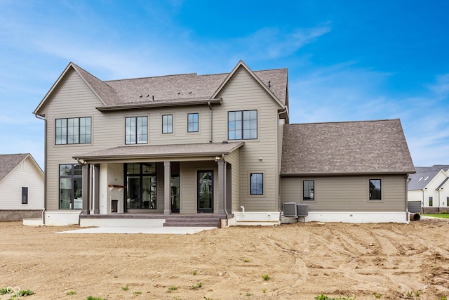 8082 Abington Way, Zionsville, IN 46077 - rear view of property with a porch and a shingled roof