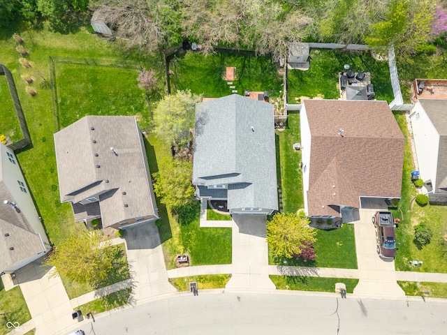 853 Westpointe Dr, Shelbyville, IN 46176 - aerial view with a residential view