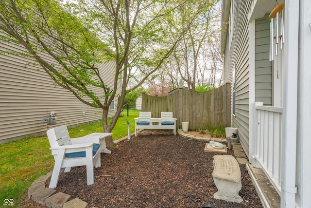 853 Westpointe Dr, Shelbyville, IN 46176 - view of yard featuring fence