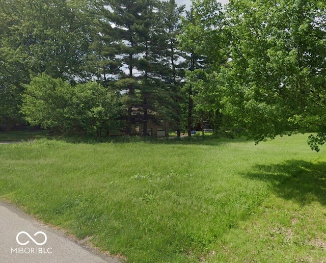 418 E Beechwood Ln, Indianapolis, IN 46227