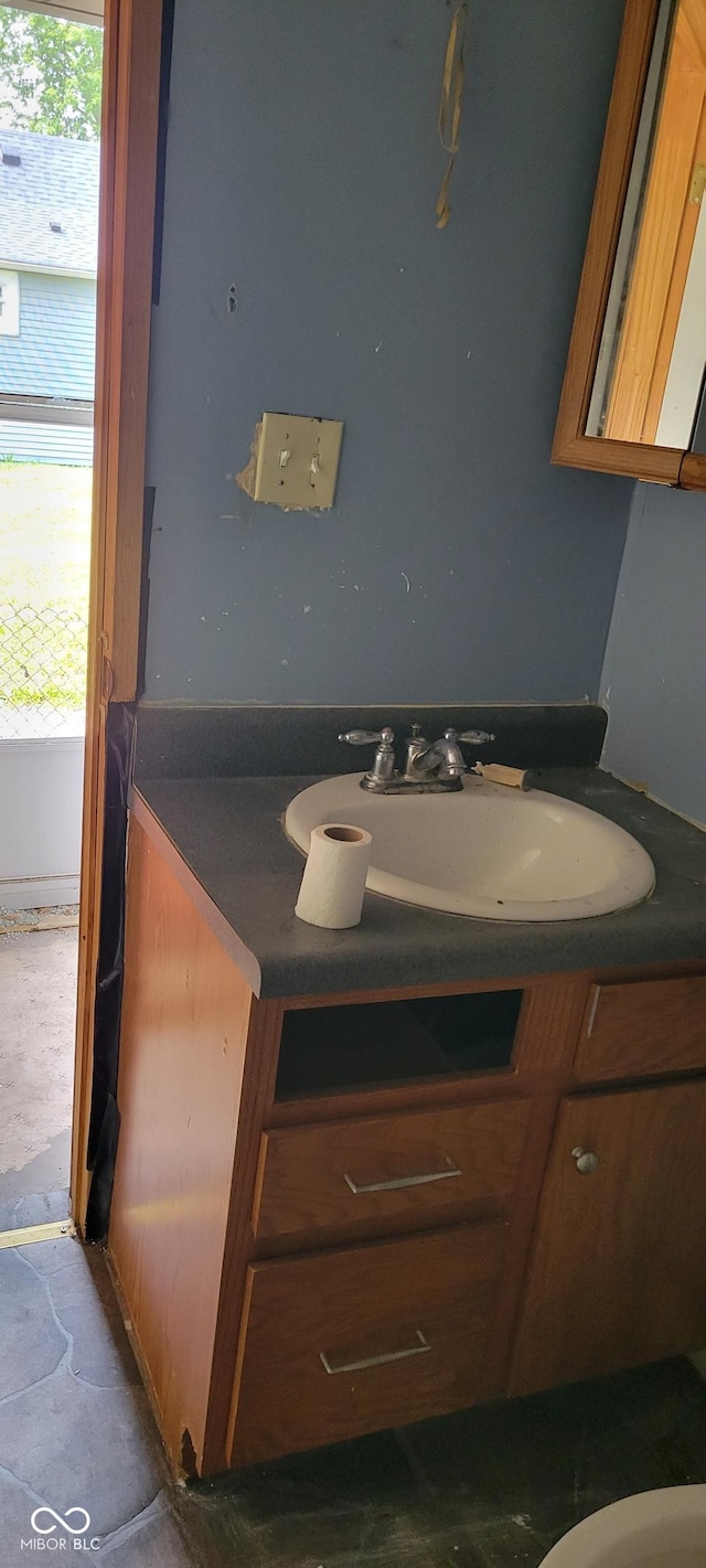 1916 E Maryland St, Indianapolis, IN 46201 - bathroom with vanity