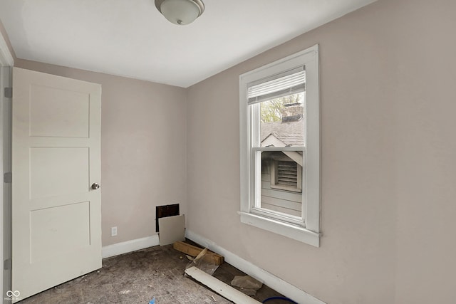 734 N Bradley Ave, Indianapolis, IN 46201 - unfurnished room featuring baseboards
