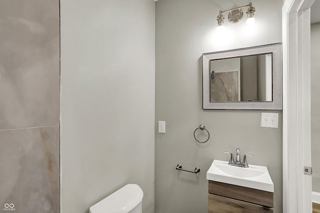 734 N Bradley Ave, Indianapolis, IN 46201 - bathroom featuring toilet and vanity