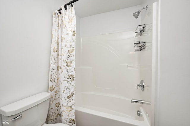 7265 Governors Row, Avon, IN 46123 - full bath featuring shower / bath combo with shower curtain and toilet