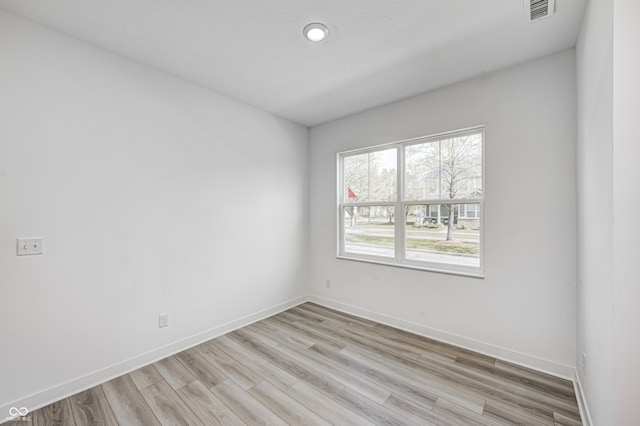 7265 Governors Row, Avon, IN 46123 - spare room with visible vents, light wood-type flooring, recessed lighting, and baseboards