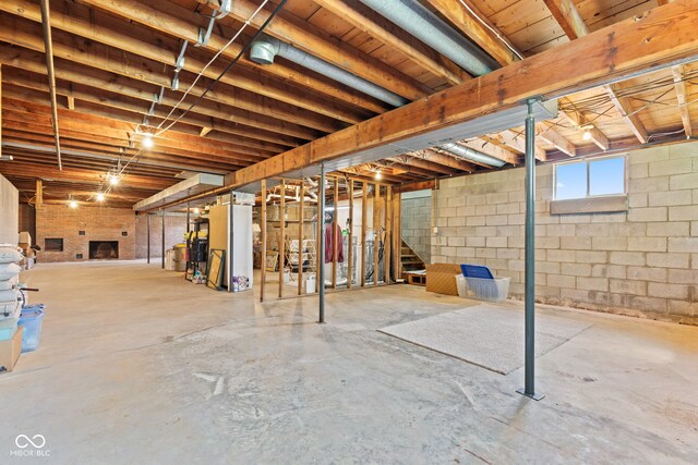 1301 N Maple St, Veedersburg, IN 47987 - below grade area featuring stairway