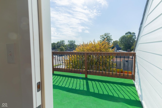 2302 Prospect St, Indianapolis, IN 46203 - view of balcony