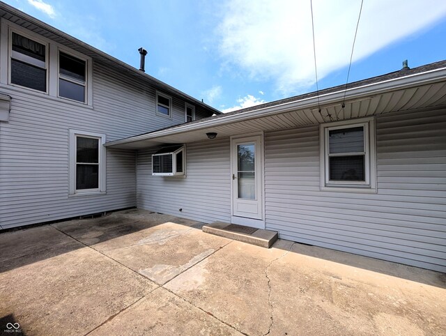 4335 River Rd, Columbus, IN 47203 - back of house featuring a patio area