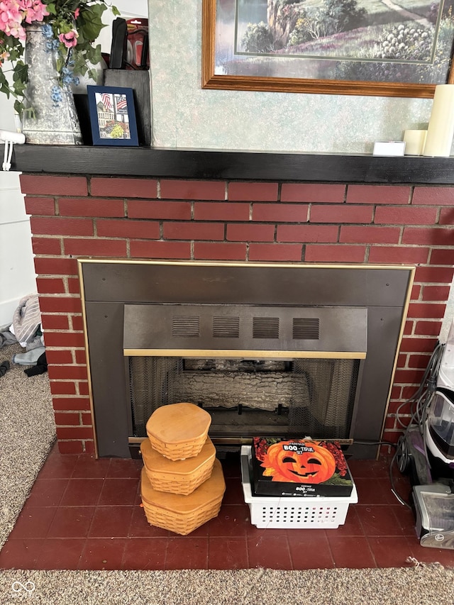 3333 S Sr 9, Greenfield, IN 46140 - detailed view of a fireplace